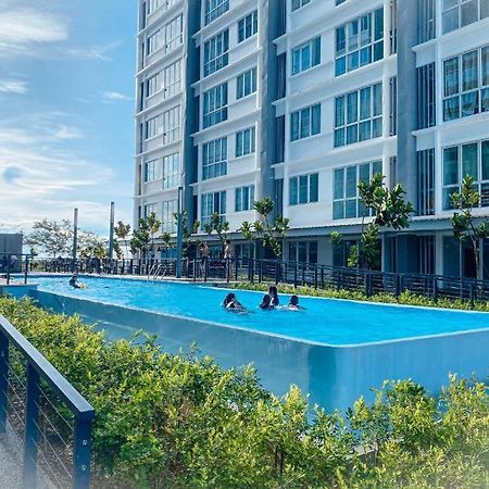 Aina Staycation, Metrocity Kuching Exterior foto