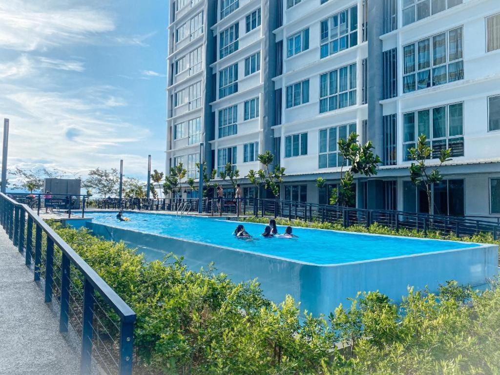Aina Staycation, Metrocity Kuching Exterior foto