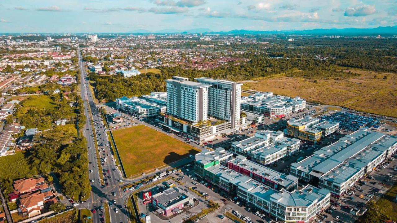 Aina Staycation, Metrocity Kuching Exterior foto